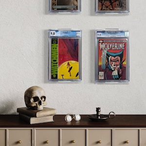 PREMIUM Comic Book Wall Mount, Comic Book Hanger, Wall Organizer, Acrylic Shelves Stand Display, Comic Slab Shelf, CGC CBCS Clear Hanger