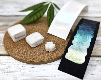 Fairy | Handmade Watercolor Paint | Colourshift | Paw Sampler | 1ml Quarter Pan | 2ml Half Pan | Dot Card