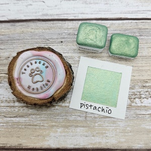 Pintura de acuarela hecha a mano color verde pistacho / mica metalizada / muestrario Paw / pastilla de un cuarto de 1 ml / pastilla de 2 ml / tarjeta de puntos