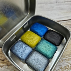 Ensemble de citronniers | Aquarelle faite main | Mica métallisé | Ensemble de demi-casseroles de 2 ml | Demi-quartier de 1 ml | Jeu de cartes à pois