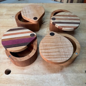 Small Batch Wood Salt Cellar with Magnet Lid, Wooden Salt Box, Wooden Salt Keeper, Kitchen Seasoning Holder, Rustic Salt Box