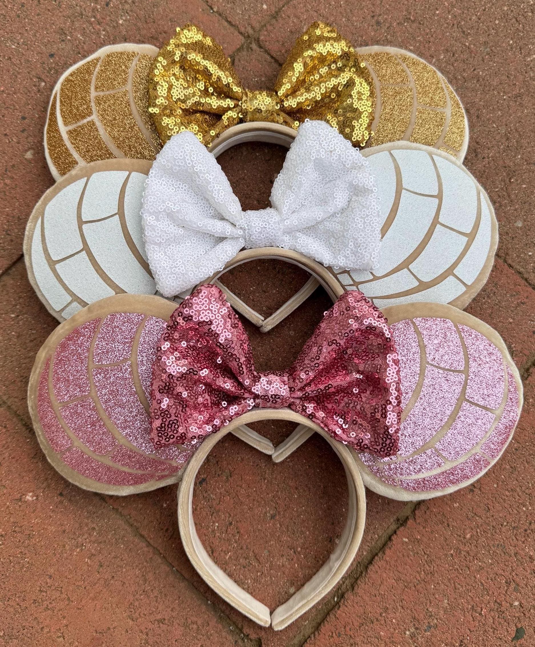 Concha Minnie Ears - Etsy