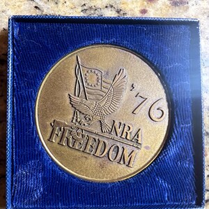 1976 NRA Freedom Medal - Captain Commission Commemorative