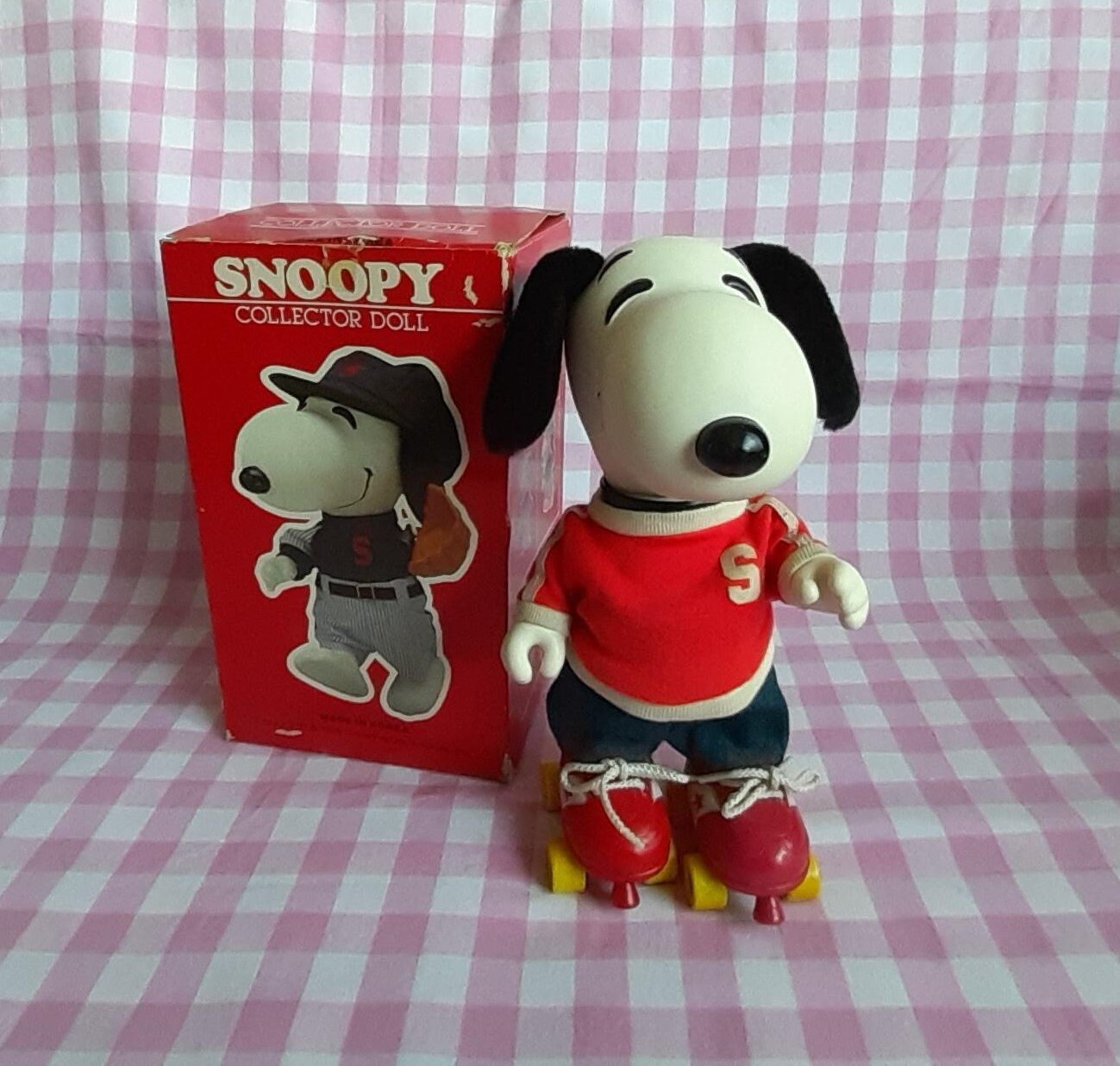 snoopy roller skating t shirt