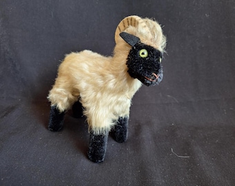 Steiff Snucki Mountain Sheep Mohair Plush 17 Cm 7 Inches ID Button