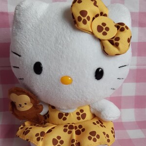 2 Hello Kitty cuddly toys from Ty image 5