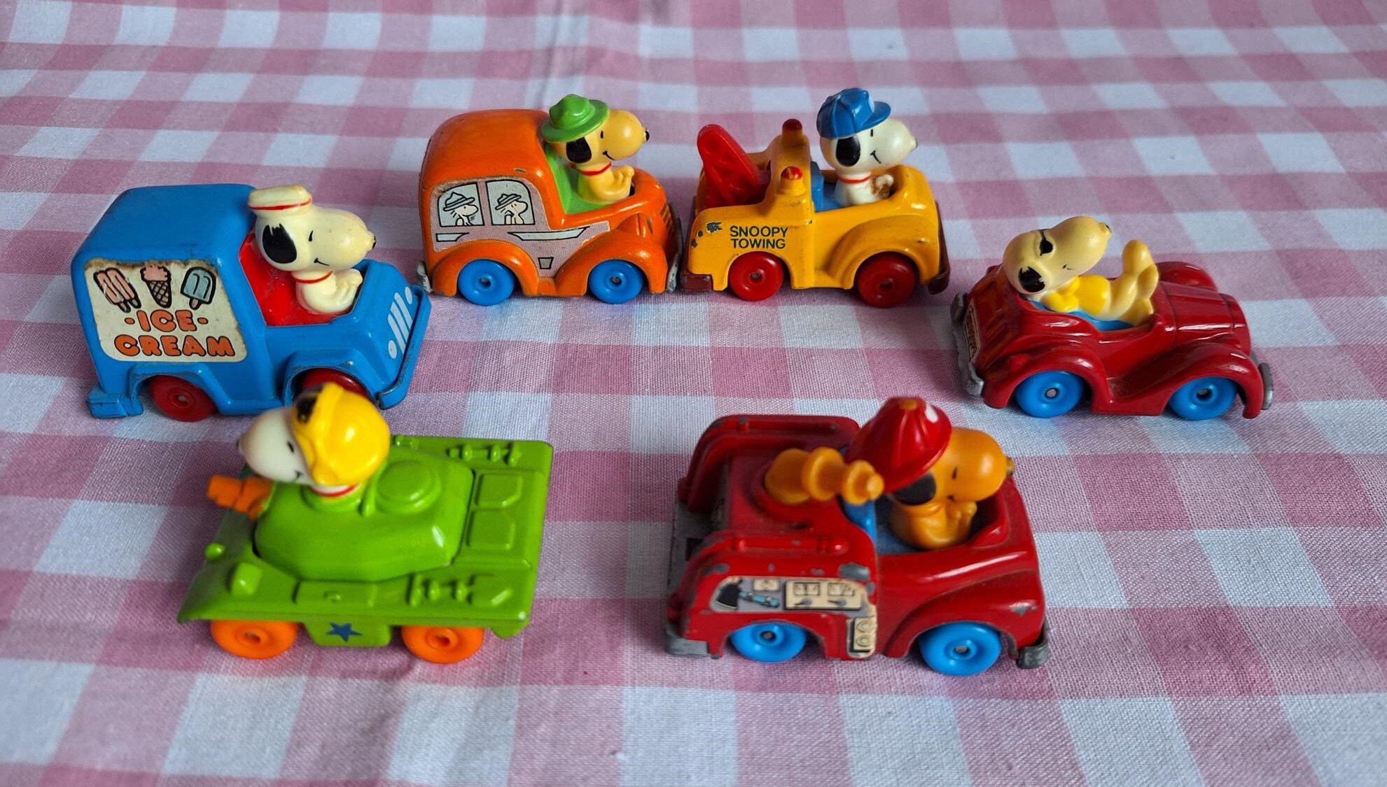 80s SNOOPY LARGE DIECAST/スヌーピー ウッドストック 車 Peanuts Characters Snoopy And Woodstock Driving Cars And In