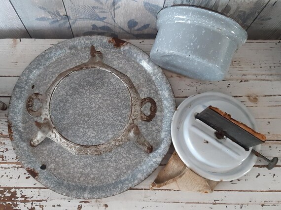Lampe ancienne à pétrole en métal | Kaufen auf