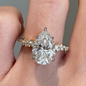 3 CT Pear Cut Halo Moissanite Engagement Ring, Halo Ring, Pear Cut Moissanite Ring, Wedding Ring, Solitaire Halo Anniversary Ring For Women
