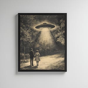 UFO Alien Flying Saucer Print, Alien Poster, Vintage Couple, Surreal Science Fiction, Paranormal Extraterrestrial Art, Printable Wall Art