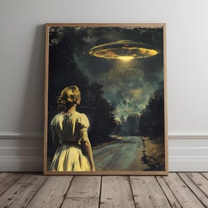Alien UFO Flying Saucer Print, Alien Poster, Vintage Woman, Surreal Science Fiction, Paranormal Extraterrestrial Art, Printable Wall Art