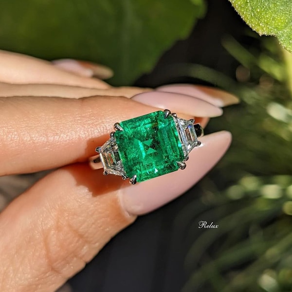 Emerald Ring Colombian Green Step Asscher Cut Gemstone Engagement Ring with Trapezoid Moissanite Diamond Rings for women gift Solid Gold