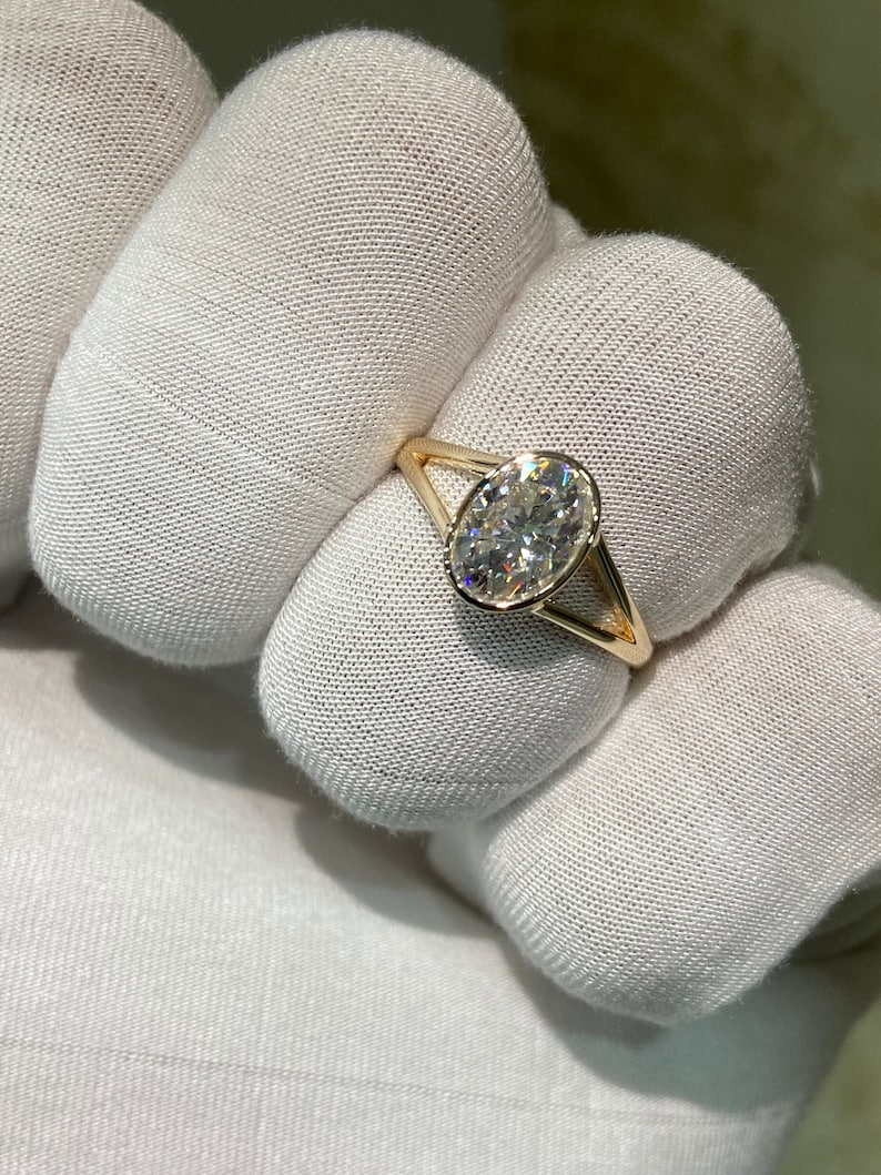 Split Shank + Bezel Set Moissanite Oval Ring • Moissanite Diamond Solitaire Ring • Anniversary Gift for Wife • Daily Wear Classic Style Ring