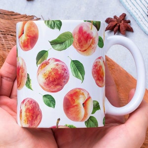 Personalized Peach Mug: Vivid Fruit Design, Ceramic Coffee Mug