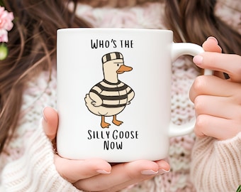 Funny Goose Coffee Mug: Silly Goose Design