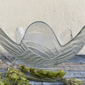 Vintage glass fruit vase, fruit bowl, large serving dish.