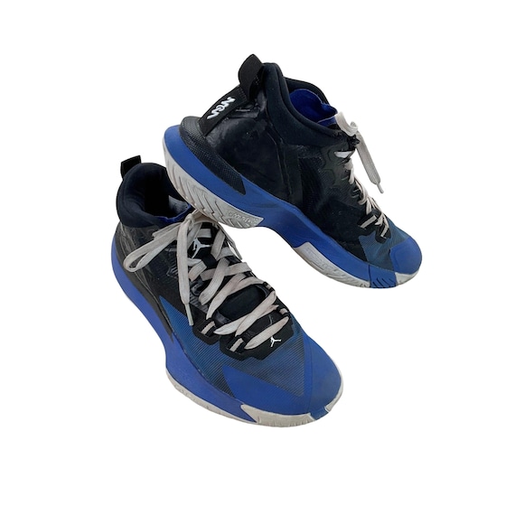 Vintage Men Jordan Sneaker - EUR42.5 Size male shoes pre-owned kicks for men