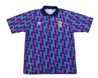 Camiseta vintage Umbro de la selección nacional de Escocia de 1988 (talla grande), usada.