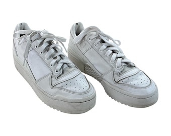 Zapatillas Adidas modernas - EUR40, talla 2/3, para hombre, usadas.