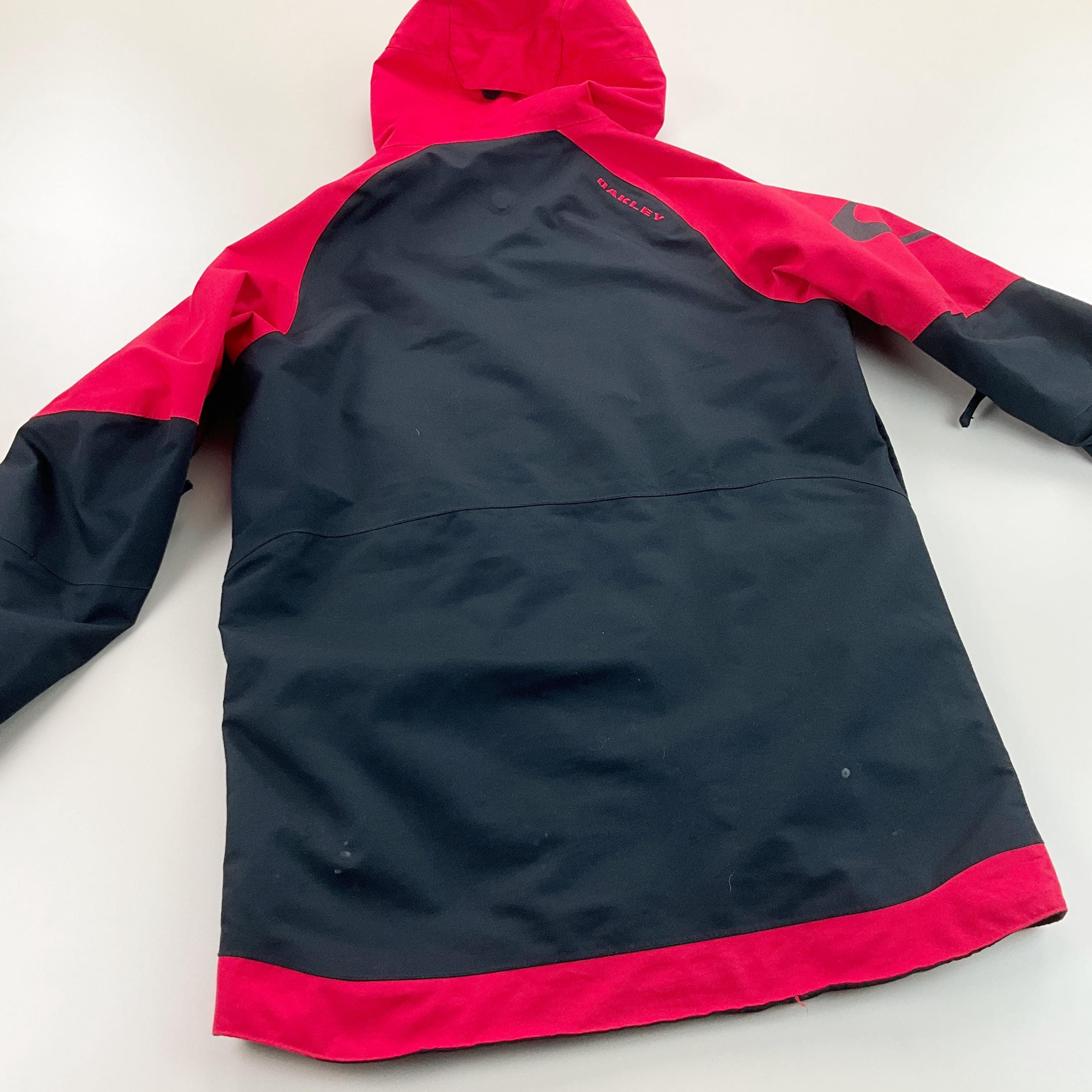 Modern Y2K Oakley Outdoor Ski Jacke - Small Size Men Overcoat Male 
