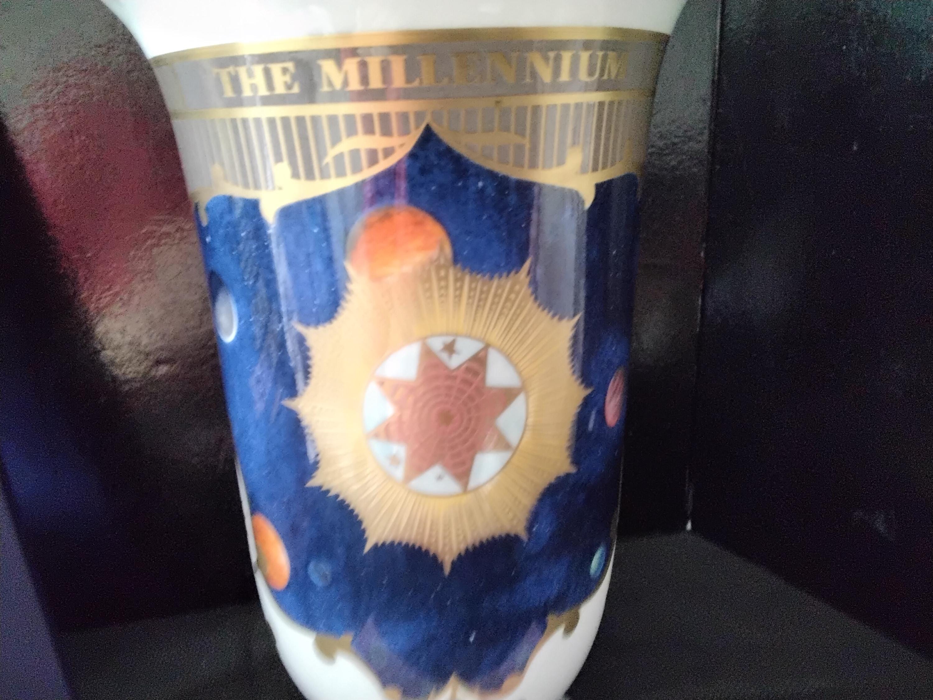 ヴィンテージ ロイヤルウースター ミレニアム花瓶 - Etsy 日本