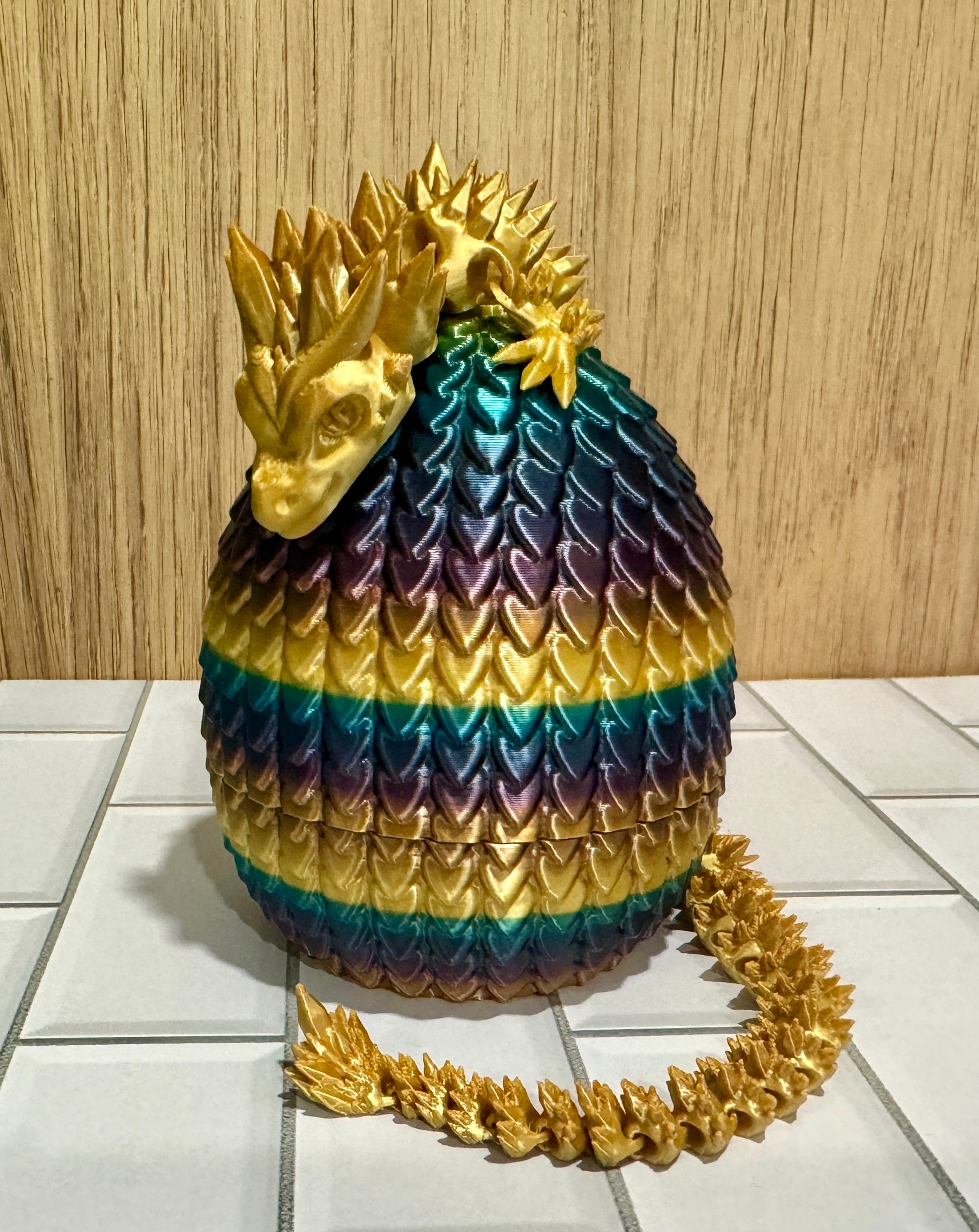 3Dプリントされたドラゴンの卵と孵化したばかりの子ドラゴン：ファンタジーな装飾 - Etsy 日本, image size:2087x2626