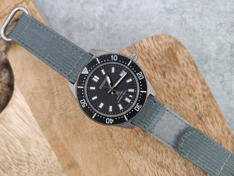 Inexpensive Good Looking Nylon 20 mm Watch Strap COL-ROB-ALA_K0034166 main image 1