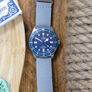 The Trooper Elastic Strap for Fixed Lugs - Parachute Marine Nationale - Grey (20mm - 222mm)