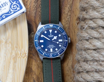 The Trooper Elastic Strap for Fixed Lugs - Parachute Marine Nationale - Green Red (20mm - 22mm)