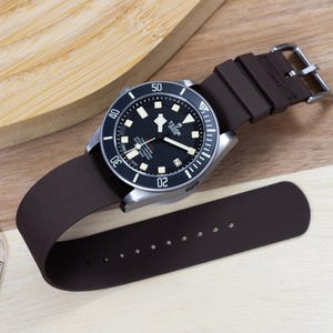 Premium FKM Rubber Single Pass Watch Strap - Hatch Weave - Brown 20mm - 22mm