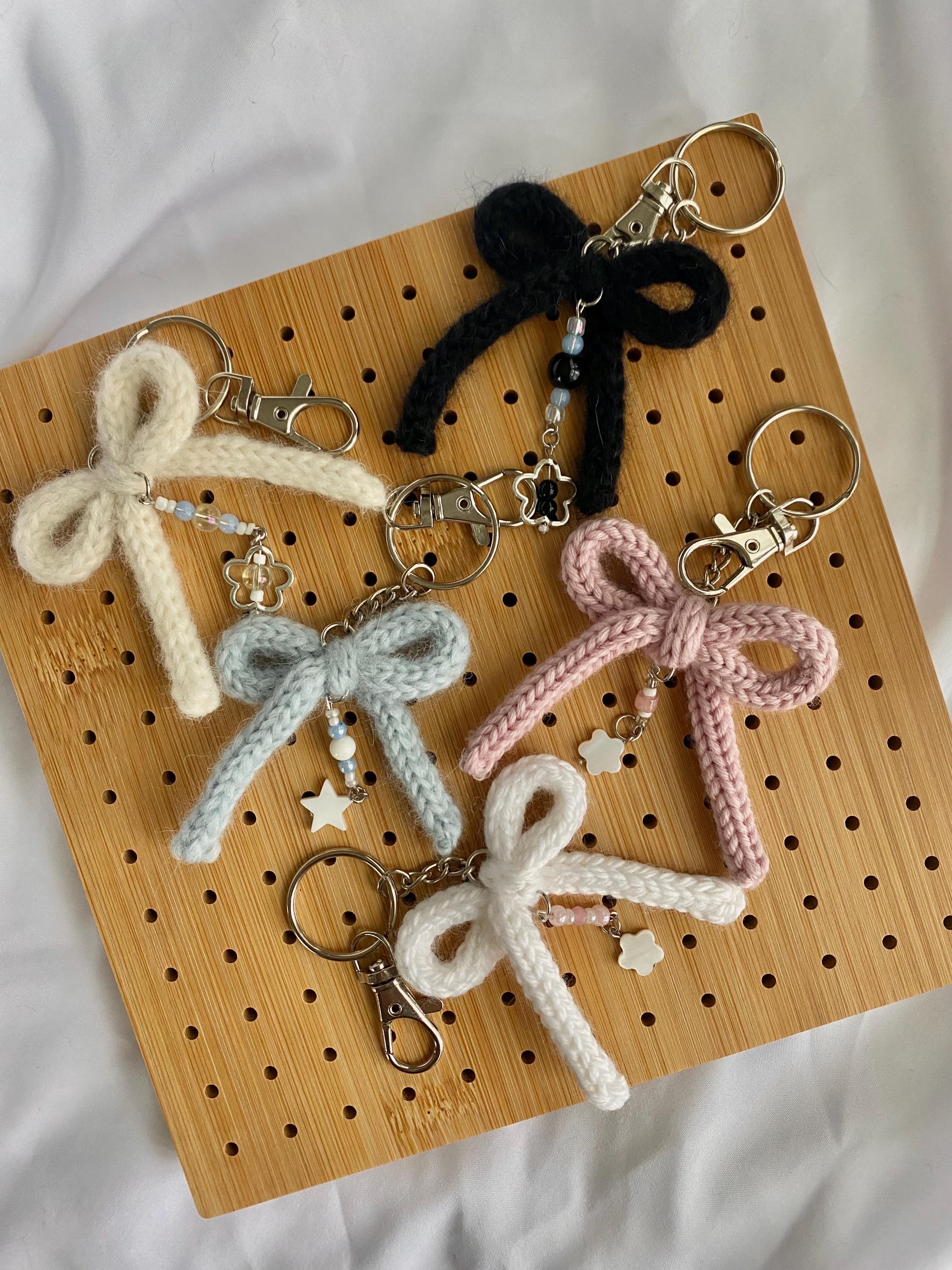 手作りのリボンキーホルダー - Etsy 日本