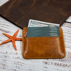 Cartera de grabado, regalo de hombre, regalo de mujer, cartera artesanal, cartera de cuero, cartera elegante, estuche de tarjeta de crédito, cartera de cuero de tarjeta