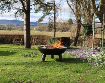 70cm British Fire Pit with Legs