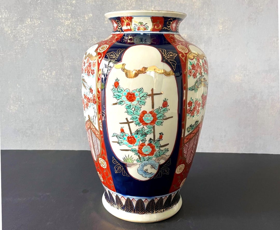 VINTAGE JAPANESE VASE, Imari Vase, Hand Painted Japanese Peacock Vase ...