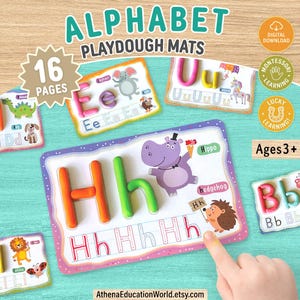 Könnte beinhalten: Alphabet-Knetmatten mit 16 Seiten für pädagogische Aktivitäten. Jede rechteckige Matte zeigt einen Buchstaben, Nachspur-Linien und bunte Tierillustrationen. Das Set enthält Textbeschriftungen wie Alphabet Playdough Mats, Digital Download, Montessori Learning, Lucky Learning und Ages 3+.