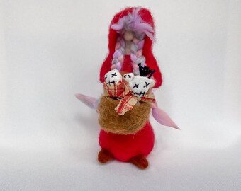 Felted Gnome - Little Red ‘Hiding’ Blud