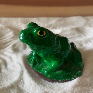 Make the Leap, Kiss The Frog, sandtray toad miniature symbolizing metamorphosis, transformation, hidden potential, fertility and rebirth