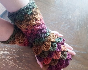 Crochet Dragon Scale Fingerless Gloves