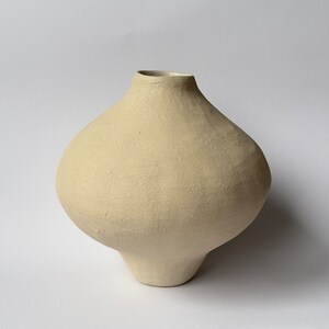 Beige Ceramic Vase Handmade Ceramic Vase Design Vase Sculptural Vase Ceramic Vessel Modern Ceramic Decor image 2