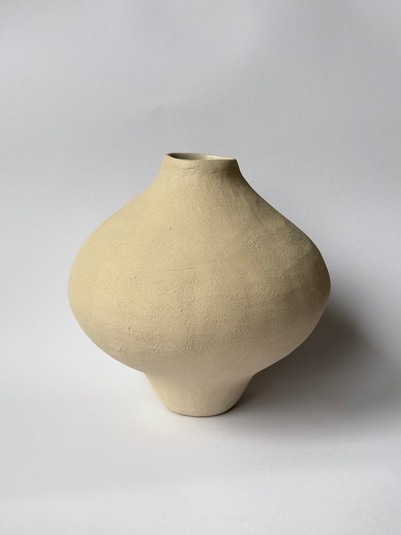 Beige Ceramic Vase Handmade Ceramic Vase Design Vase Sculptural Vase Ceramic Vessel Modern Ceramic Decor image 2