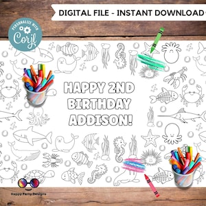 Puede incluir: Una página para colorear imprimible en blanco y negro con un tema submarino con criaturas marinas como peces, caballitos de mar, cangrejos y un pulpo. El texto "Happy 2nd Birthday Addison!" está en el centro de la página.