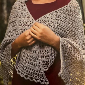 Semi-circle Shawl, Crochet Shawl DIGITAL DOWNLOAD, crocheting shawl PDF, Crochet Project Shawl