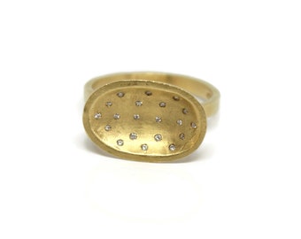 Gold Oval cut Inlaid Ring with Dazzling White Diamonds, Diamond Ring, Anniversary Ring, Etruscan Inspired Minimalist Ring