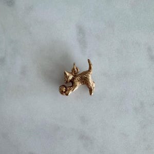 Vintage 9k English Solid Cat Charm