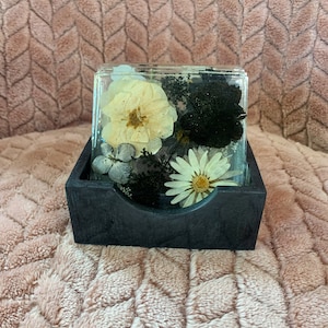 Black & White Flower Coaster Set