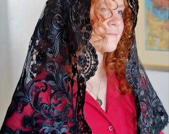 Embroidered Lace Chapel Veil, Black