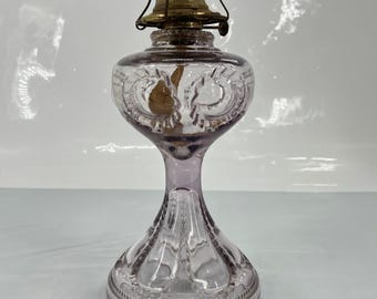 Lámpara de aceite de cristal con quemador Eagle transparente de P&A Thomaston, Connecticut, estilo victoriano