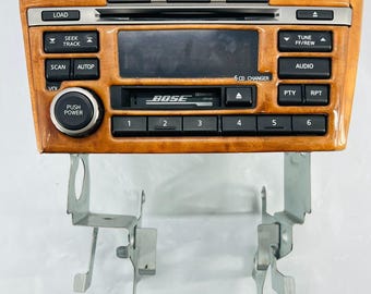 Radio con cambiador de 6 CD Nissan PN-2451D-C Bose CR100
