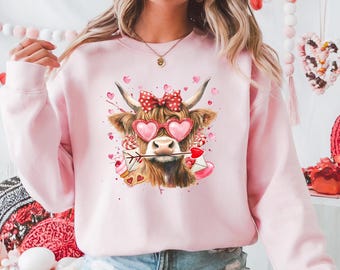Highland Cow Valentine Womens Sweatshirt | Cowgirl Valentine's Day Shirt | Valentine Gift | Trendy Valentine Crewneck