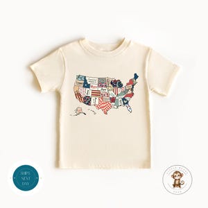Retro Patchwork USA Karte Kinder Tshirt | 4. Juli Babybody® | Niedliches Kinder Geschenk | Sommer Shirt | Rot, Weiß und Blau